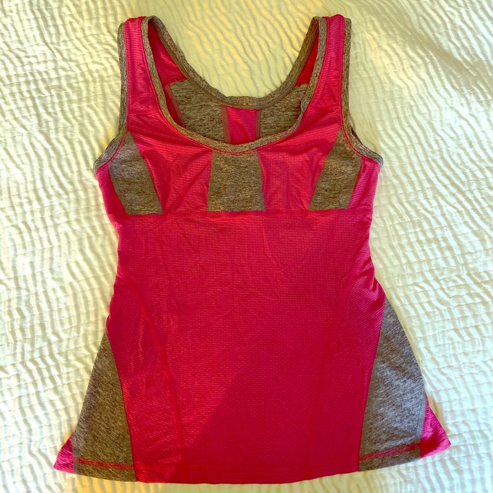 Bundle! Lululemon shirt and shorts! Like new